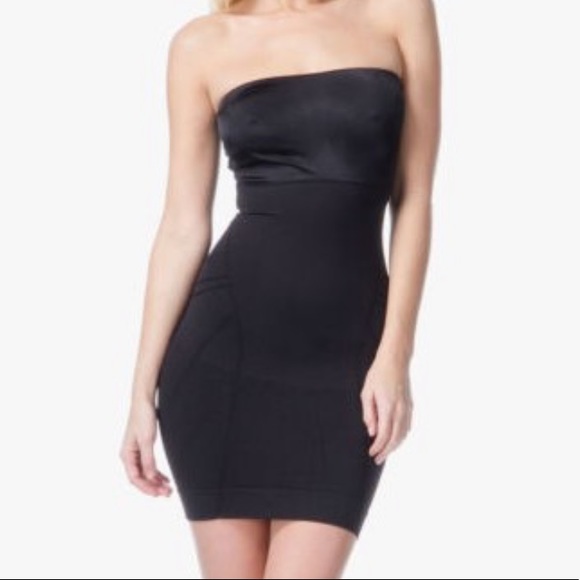 SPANX Other - Spanx 1059 strapless shapewear control slip